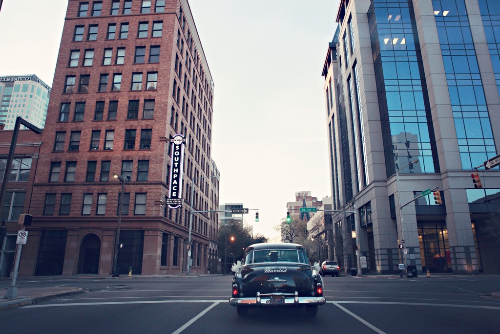 1952 Buick Eight, courtesy J.Woodbery Photography